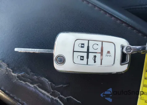 2011 Chevrolet Equinox 1Lt z USA, uszkodzony, nr VIN 2CNFLEEC0B6351921